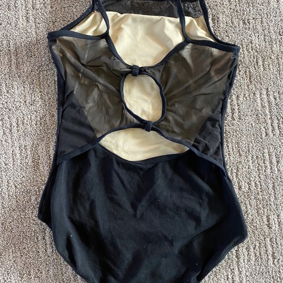 Women’s Dance Leotard - Picture 2 of 3